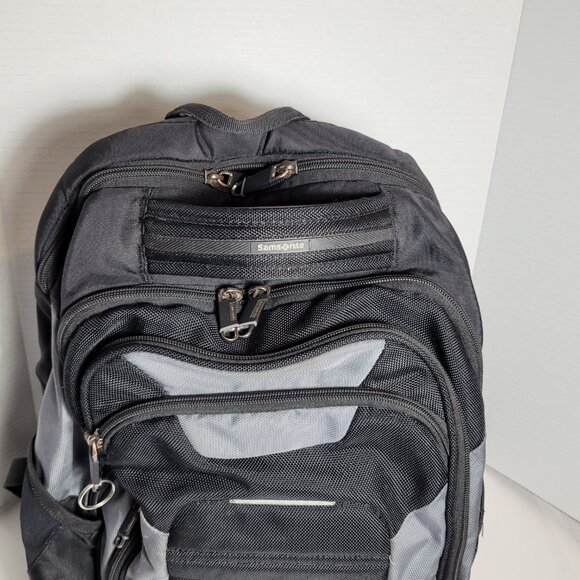 Samsonite UBX Commuter Business Laptop Backpack Black Gray 18" - Picture 3 of 14